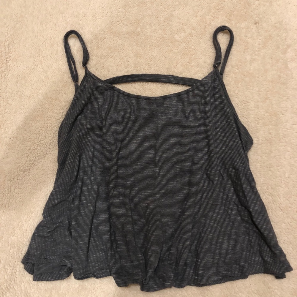 Grey Aeropostale cropped tank !
